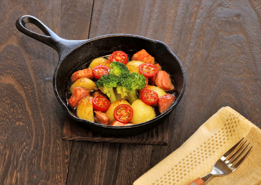 ジャガイモとベーコンを使ったアヒージョ