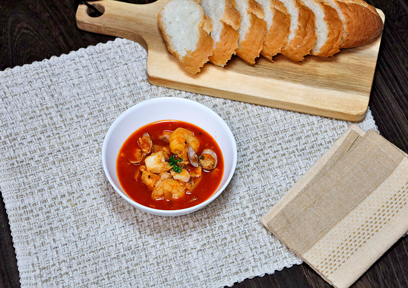 ブイヤベースのレシピ・作り方 魚介の煮込み料理