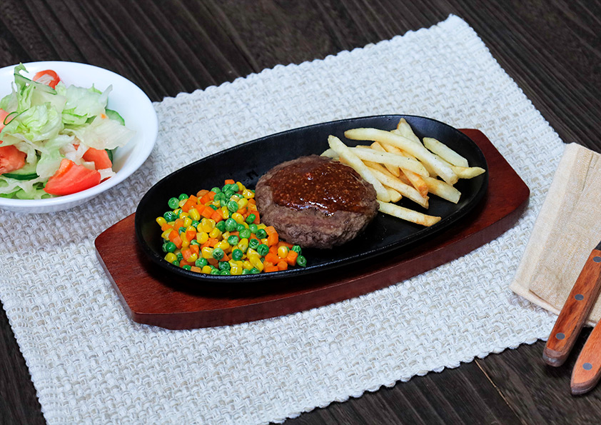 牛肉100%ハンバーグの作り方・粒マスタードソース