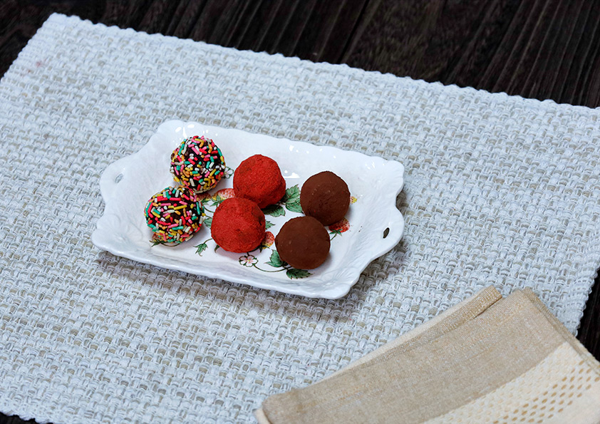 トリュフチョコレートのレシピ・作り方 板チョコレートを使った菓子作り