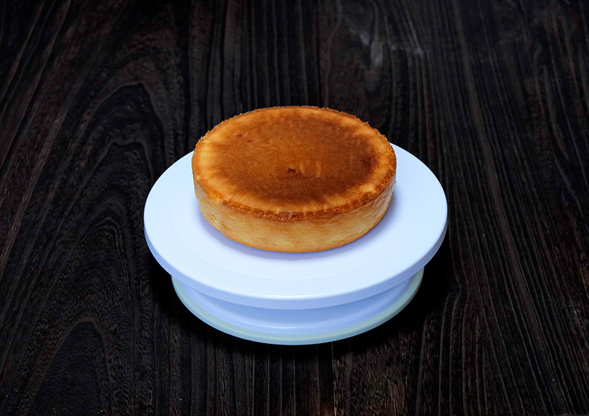 初めにバニラスポンジケーキのレシピ・作り方