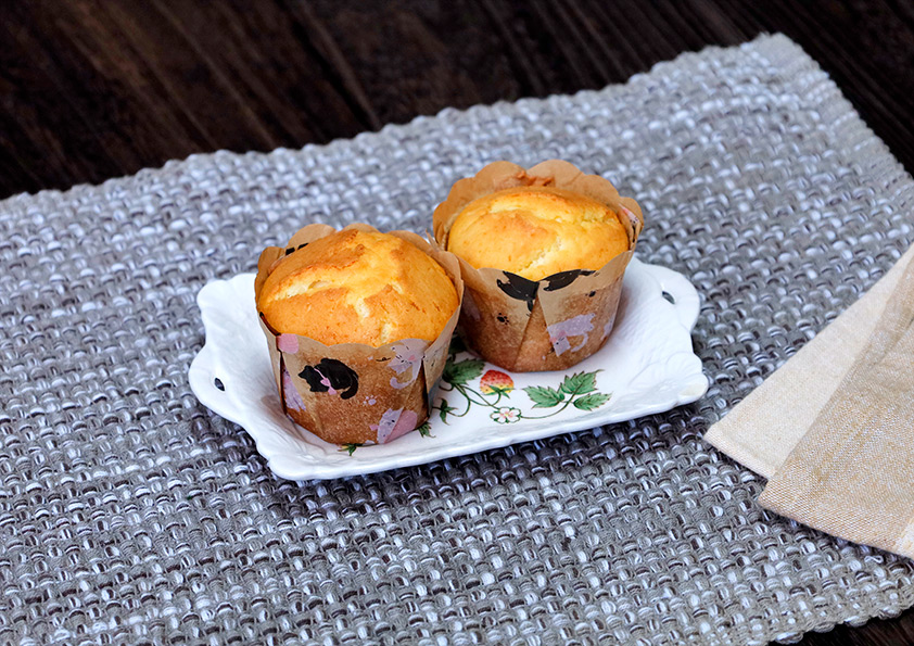 プレーンマフィンのレシピ|しっとり食感のふんわりマフィン
