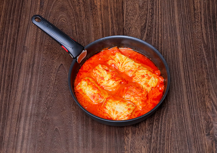 ロールキャベツのトマトソース煮込みの作り方