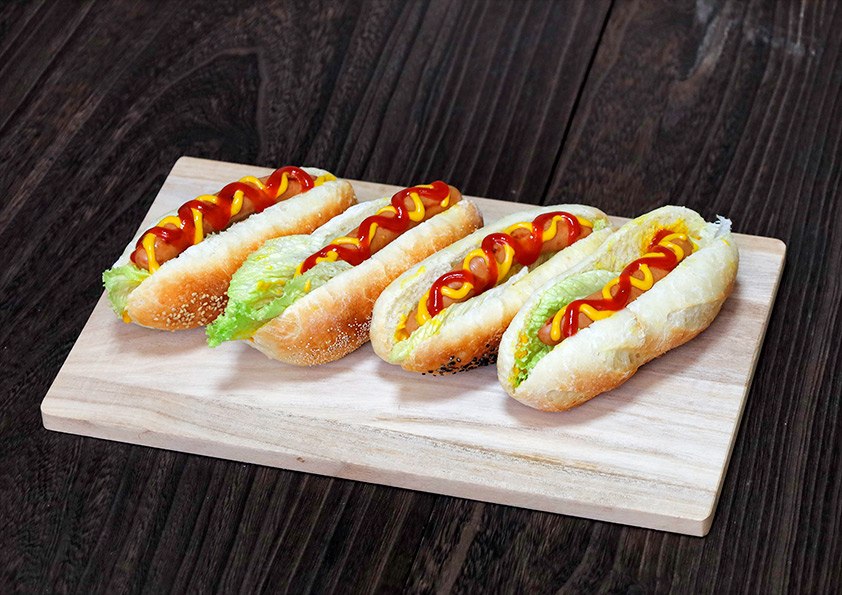 タッパーで簡単発酵!本格ホットドッグ用パンレシピ