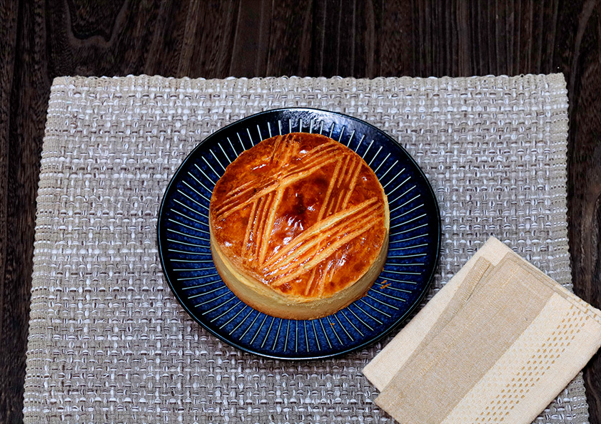 焼き上げたガトーバスク
