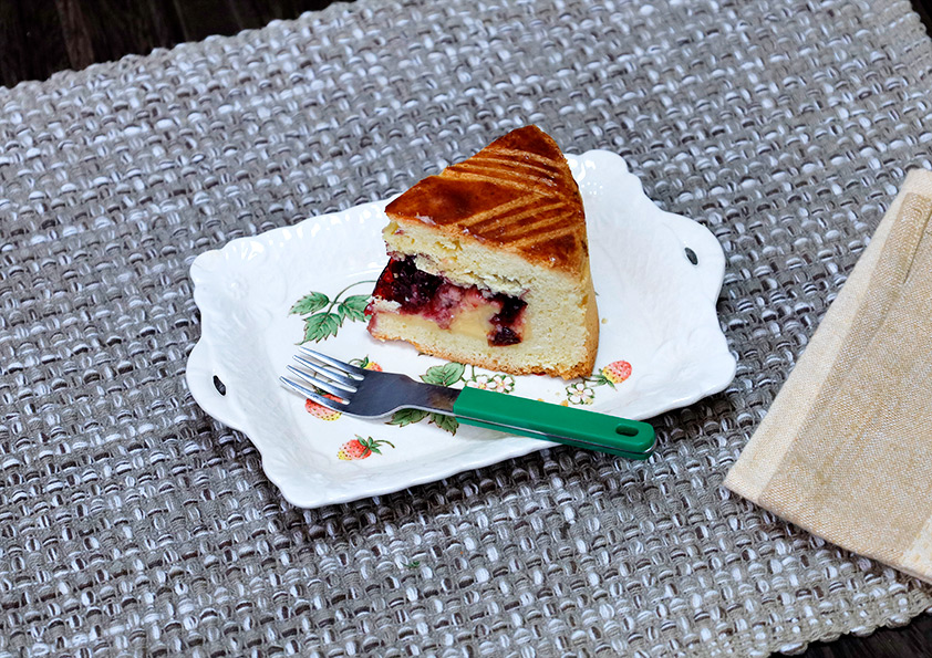 ガトーバスクのレシピ カスタードクリームとジャムの組み合わせ